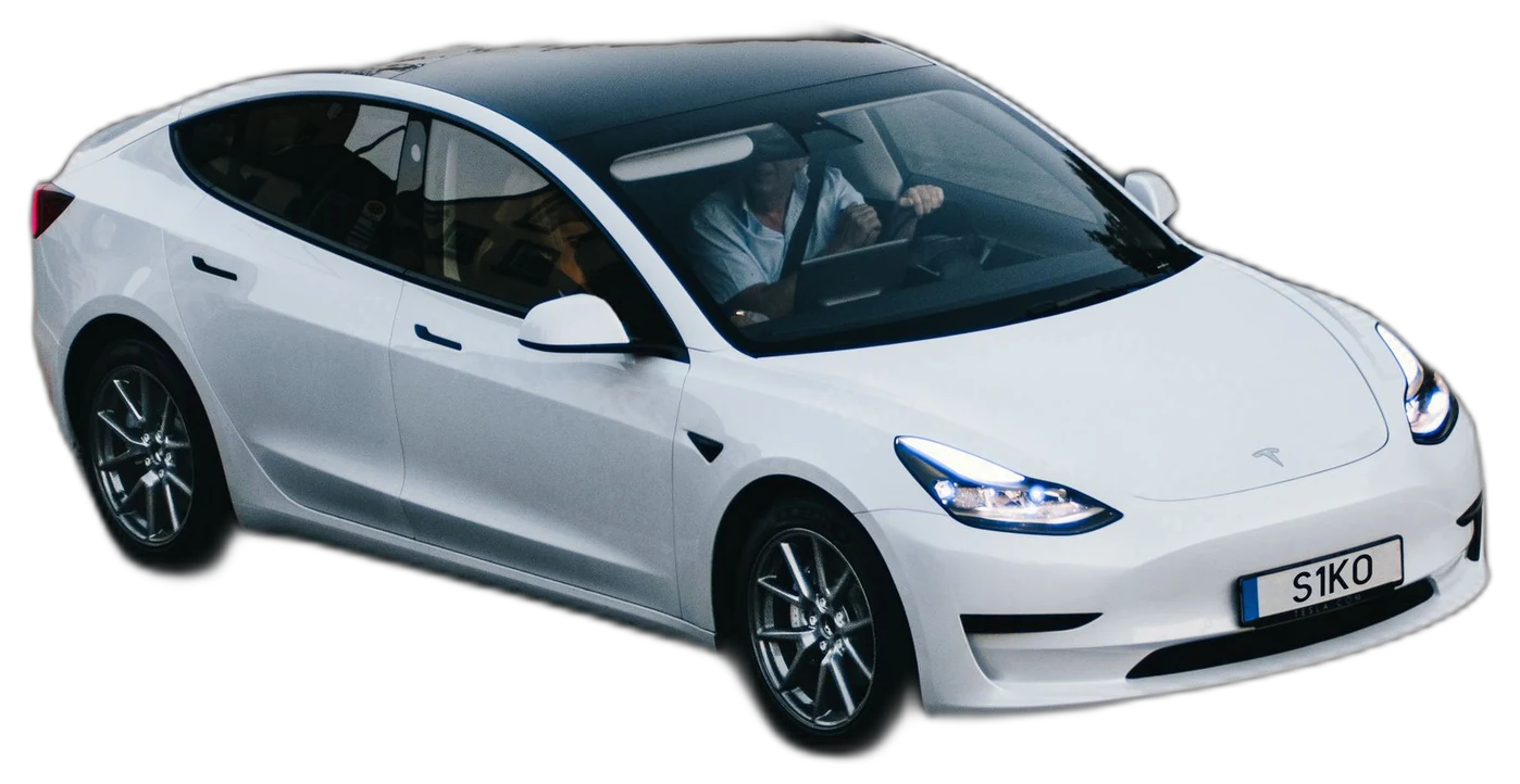 Tesla Model 3 putih, foto stok ilustratif
